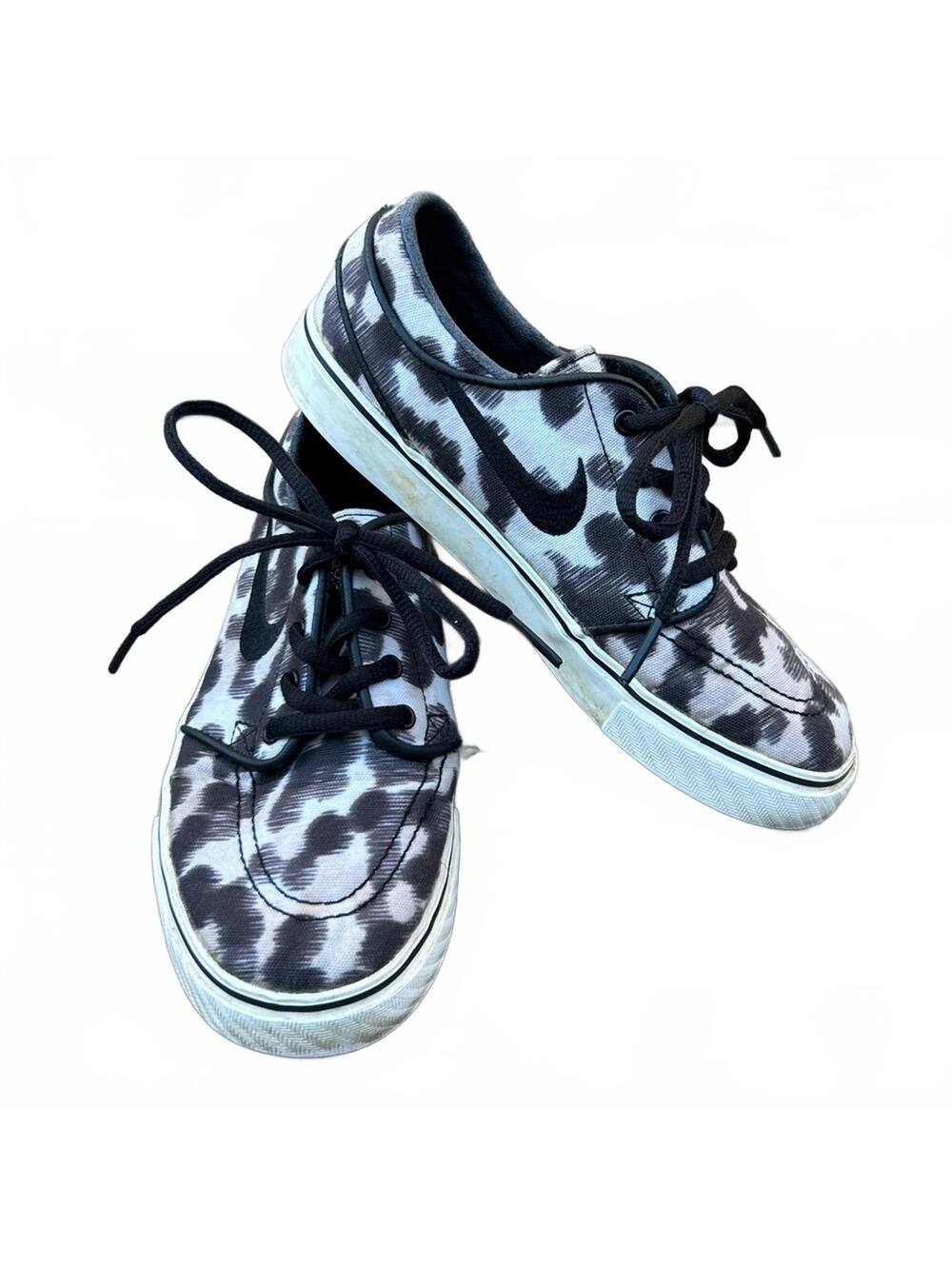 Nike Zoom SB Stefan Janoski Lace Up Canvas Sneakers | Kids Size 2Y - Picture 1 of 9